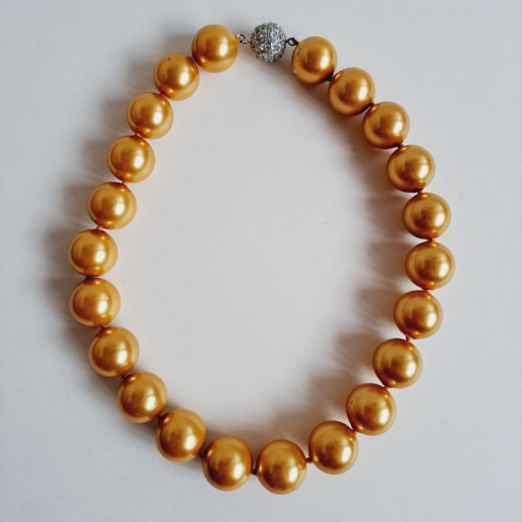 Women's Mother of Pearl Golden Color Necklace